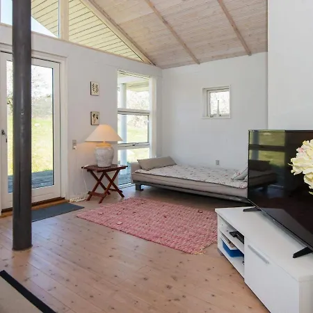 酒店 Three-bedroom In 19 克内贝尔